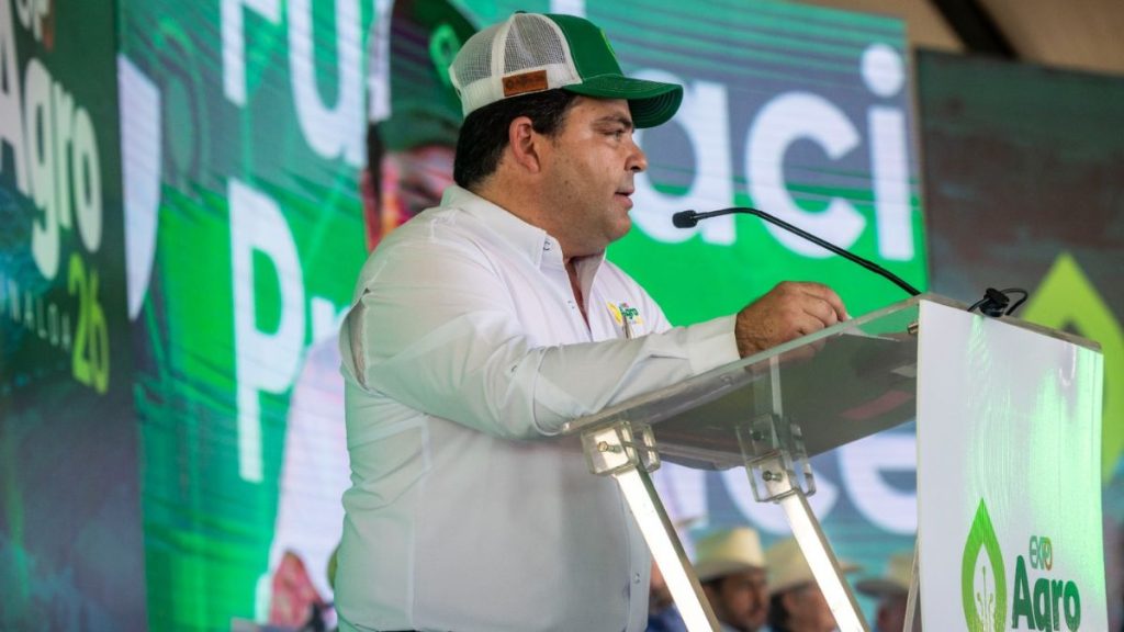 LEONEL COTA MONTAÑO