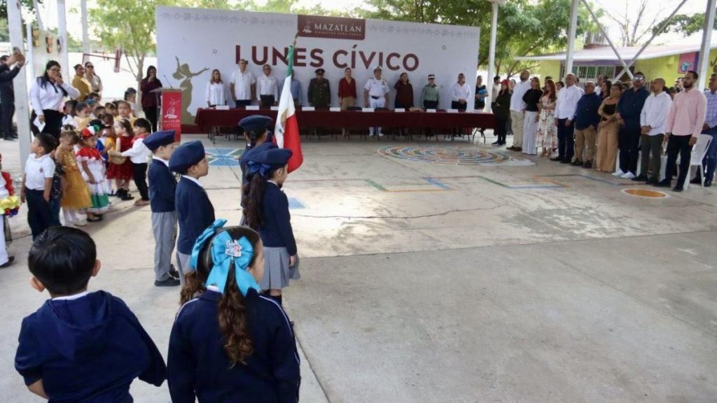 KÍNDER CASTILLO BARDA ALCALDESA