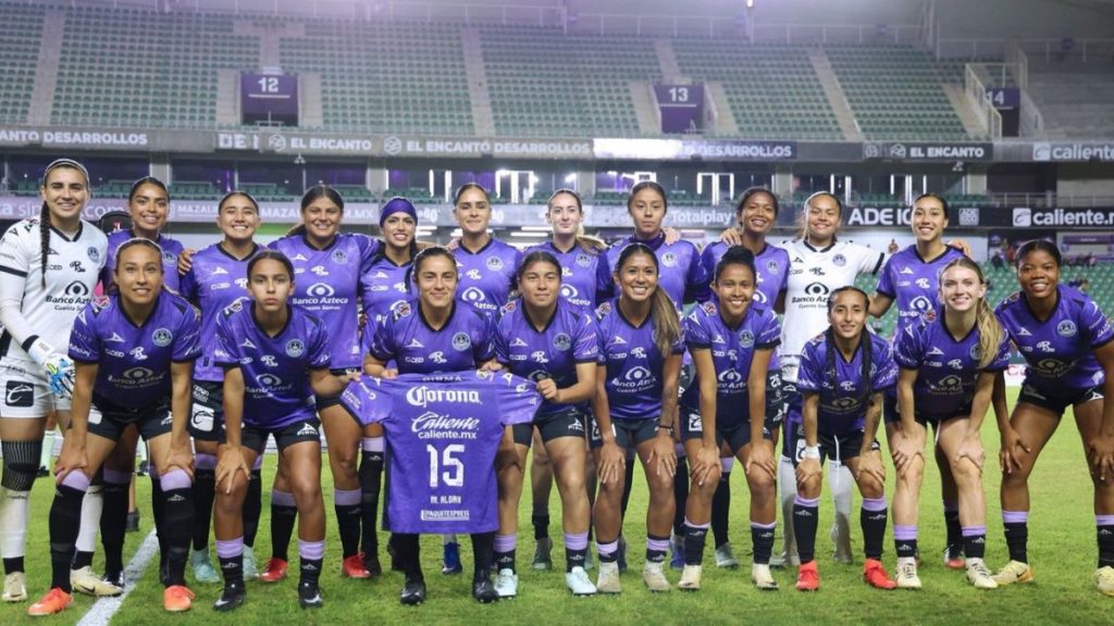 MAZATLÁN FEMENIL TIGRES INVICTO