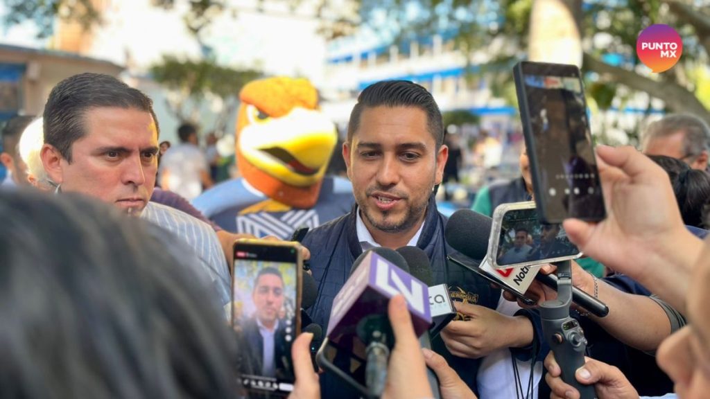 ACERCA UAS LICENCIATUAS 'PREPA'