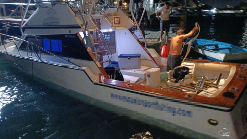 RESCATA MARINA TRIPULANTES YATE