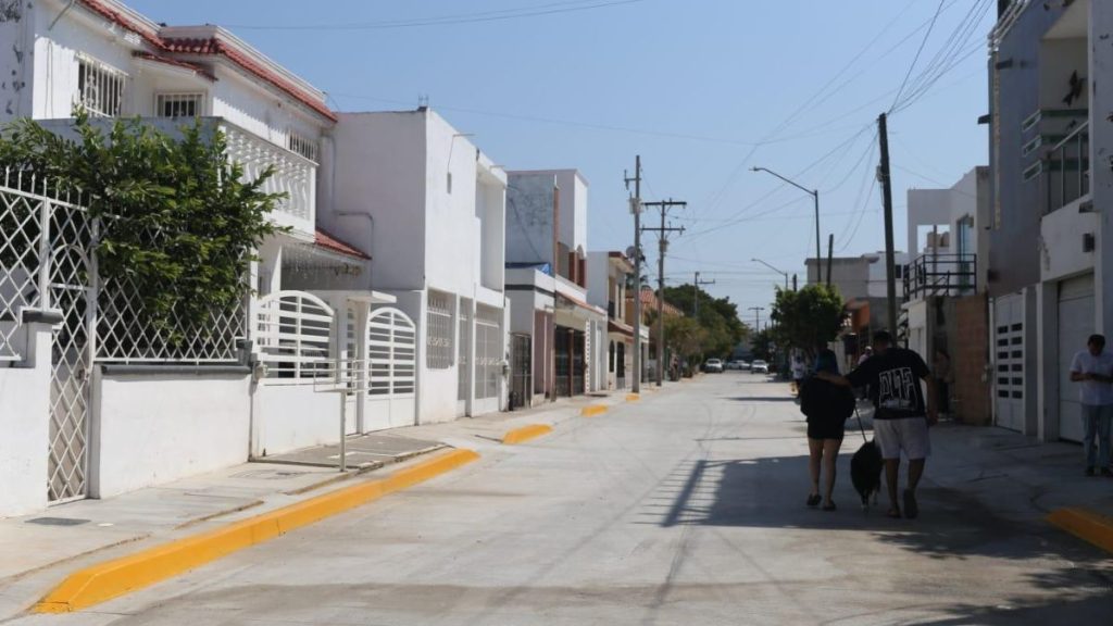 RENOVACIÓN TOTAL PAVIMENTACIÓN DRENAJE