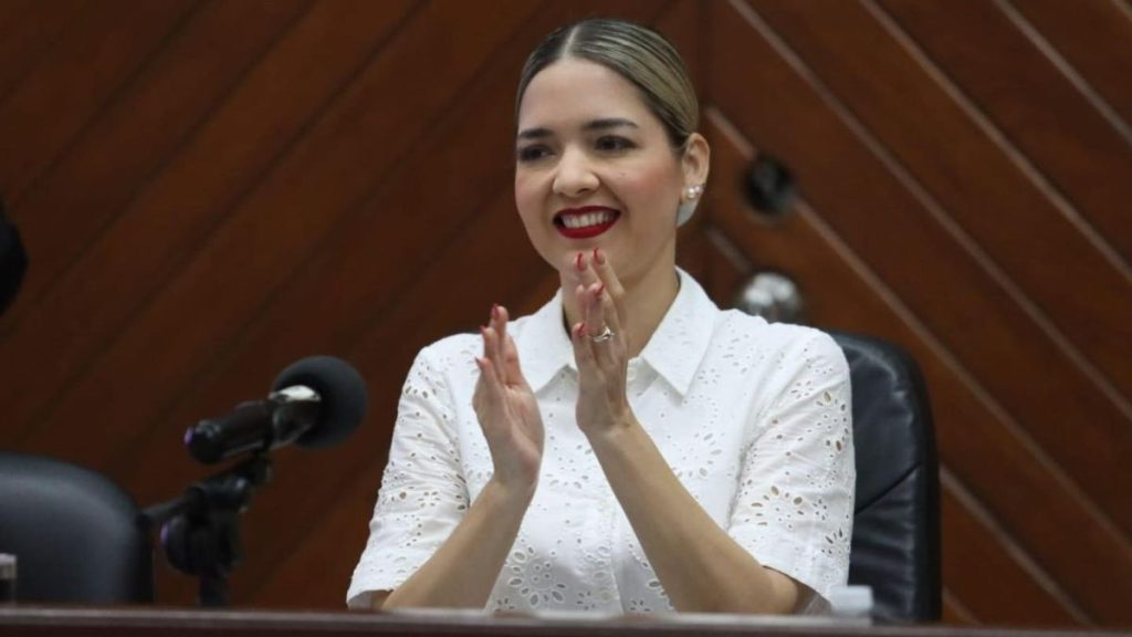 PAR VIAL ZONA DORADA