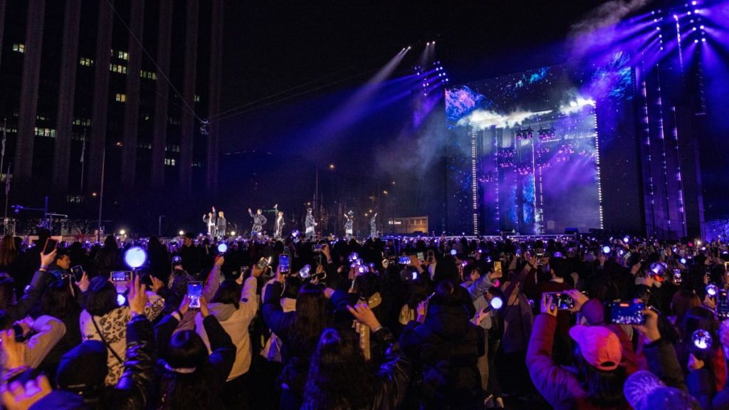 BTS REGRESO CON ARIRANG