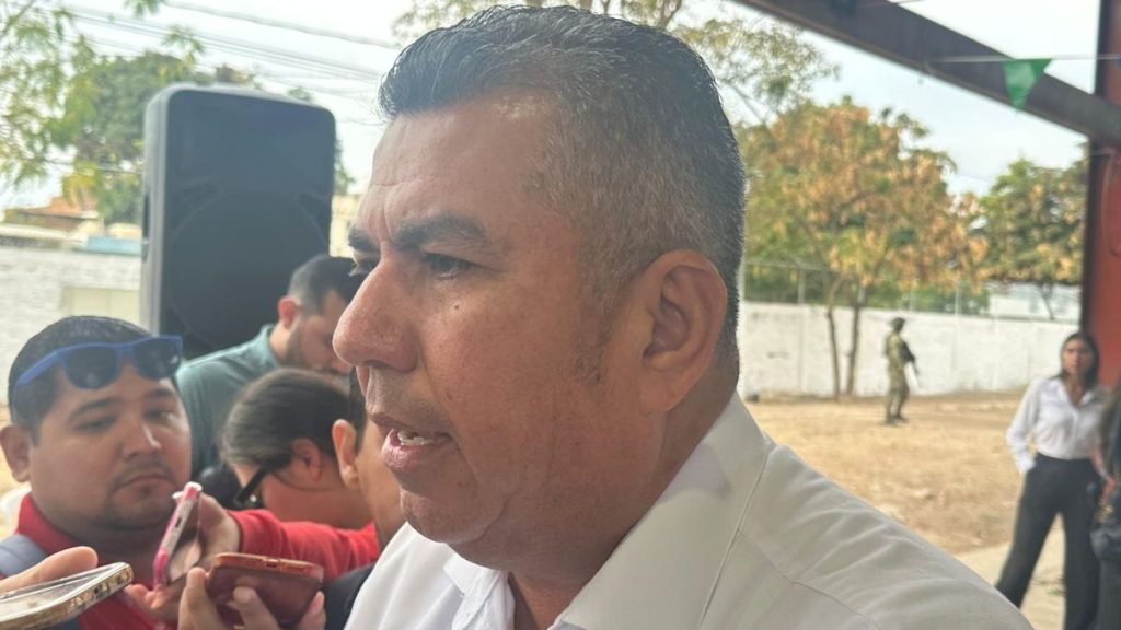 INVIERTE MUNICIPIO MEDICAMENTOS HOSPITALITO