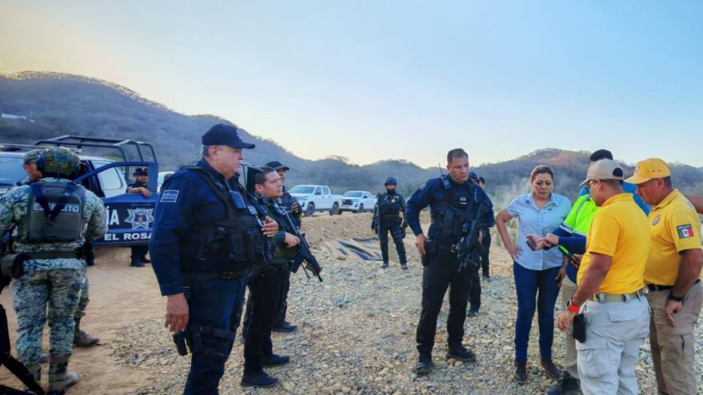 DERRUMBA MINA RESCATE MINEROS