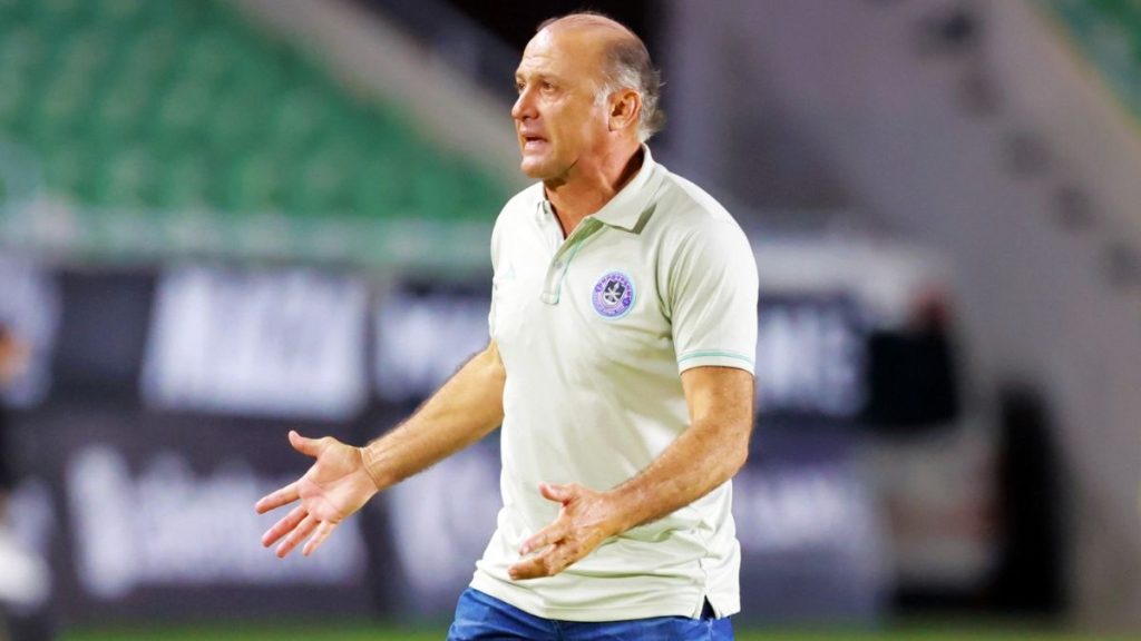 MAZATLÁN FEMENIL NICOLÁS MORALES