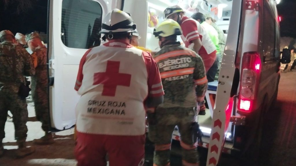 RESCATAN PRIMER MINERO ROSARIO