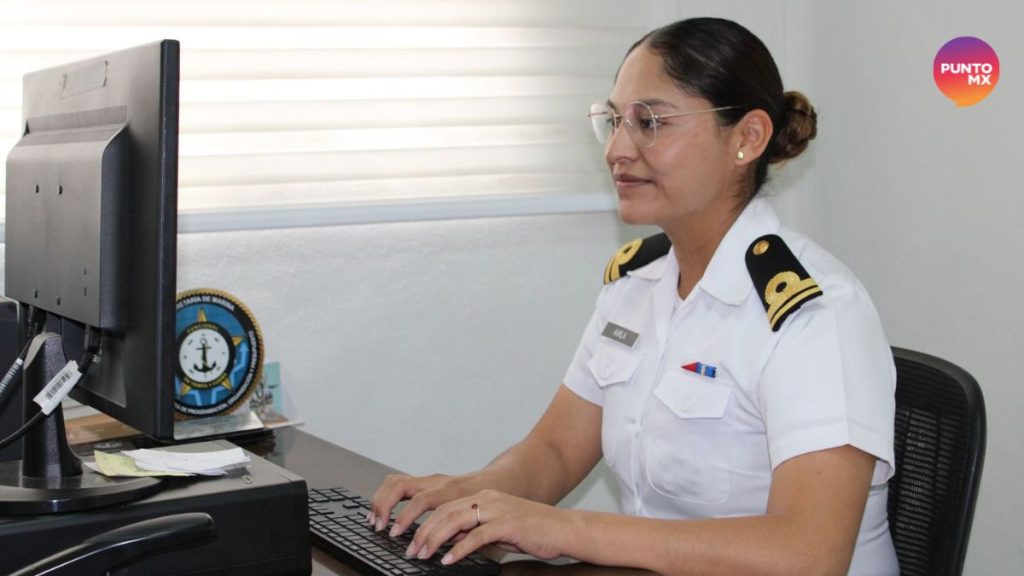 TENIENTE DULCE ÁVIL AYALA