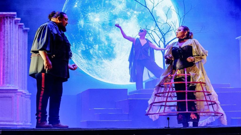 BAILE MÁSCARAS PÚBLICO MAZATLECO