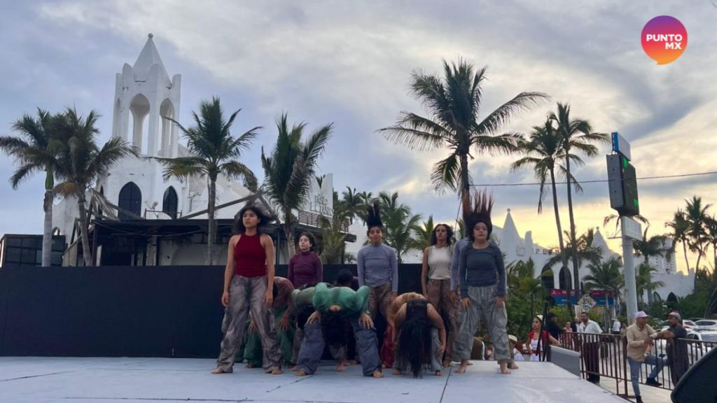 DÍA INTERNACIONAL DANZA MALECÓN