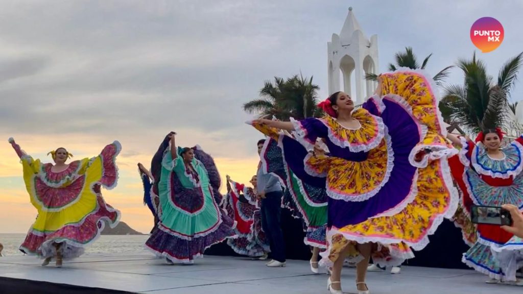 DÍA INTERNACIONAL DANZA MALECÓN