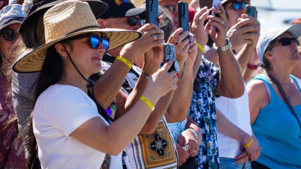 MÁS CRUCEROS EN ABRIL