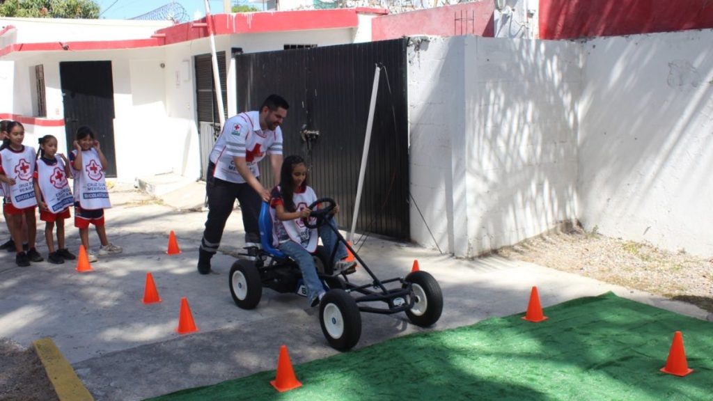 CELEBRAN NIÑEZ CRUZ ROJA