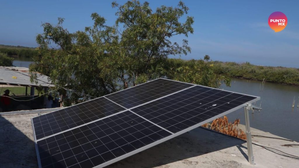 PANELES SOLARES PESCADORES