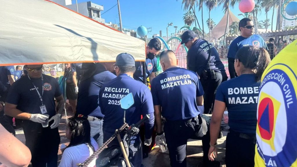 QUEMADORES PLAYA NORTE MAZATLÁN