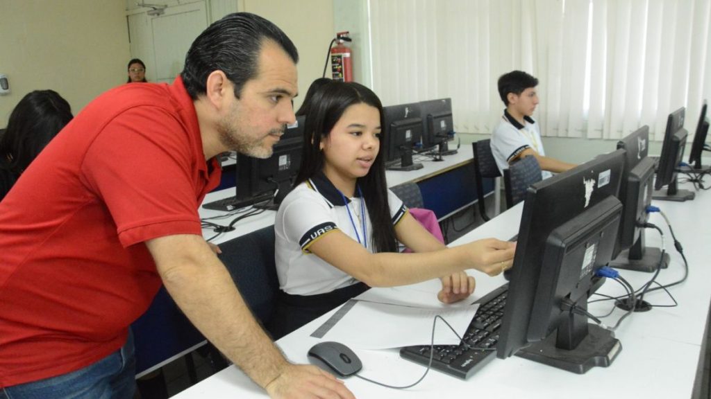 UAS CONCURSO RAFAEL BUELNA