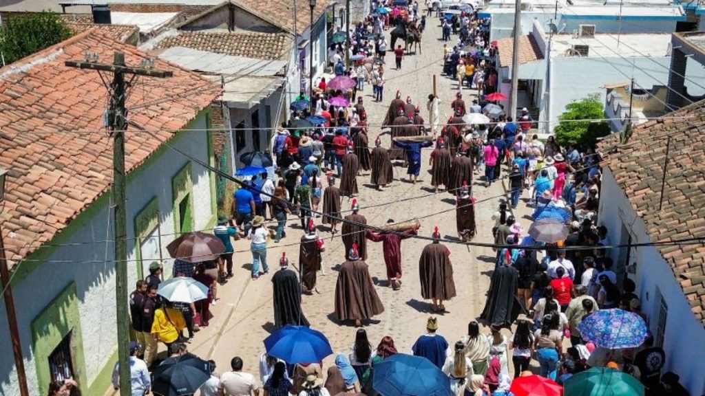 REVIVEN MALPICA VIACRUCIS