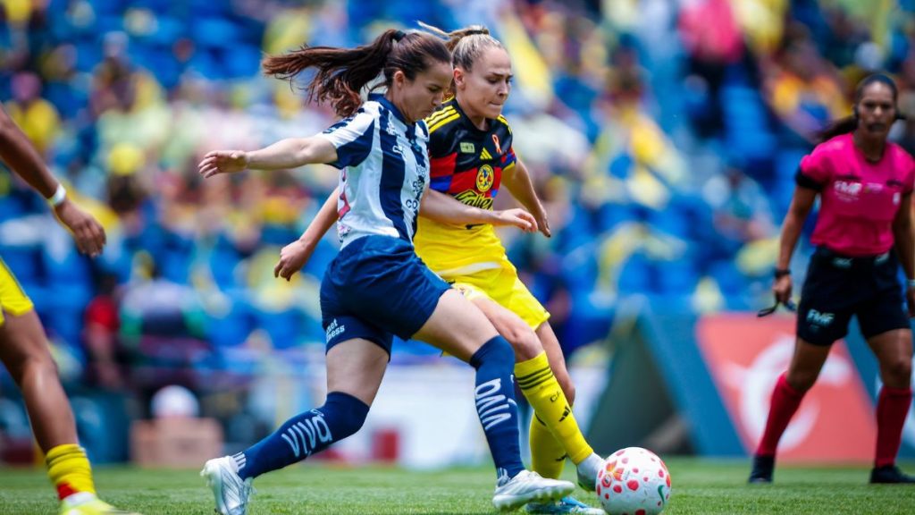 ÁGUILAS DEL AMÉRICA CAMPEONAS