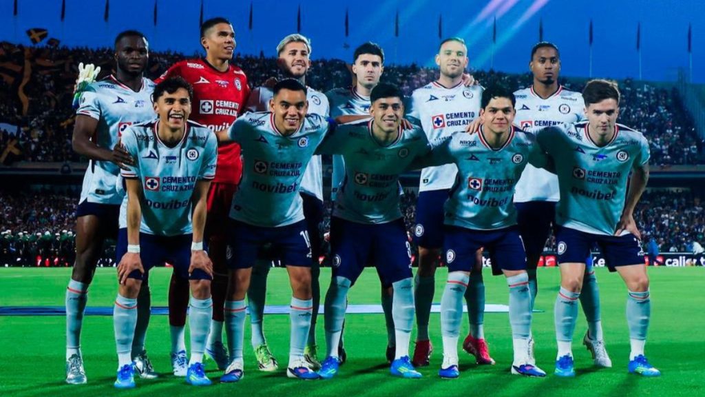 CRUZ AZUL CAMPEÓN MX