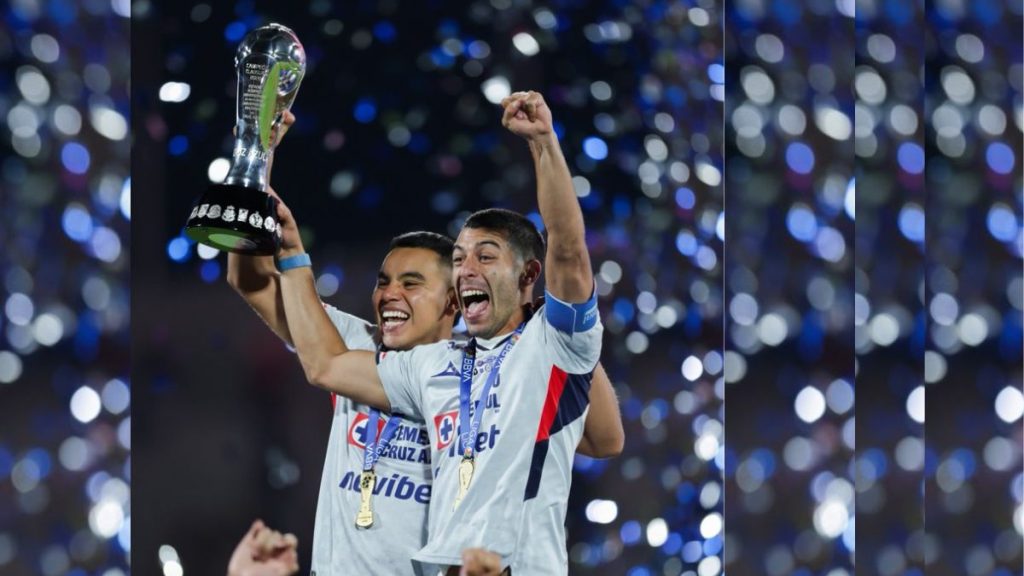 CRUZ AZUL CAMPEÓN MX