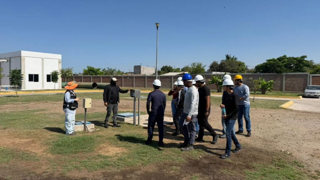 ESTUDIANTES FACIMAR-UAS TRATAMIENTO AGUAS