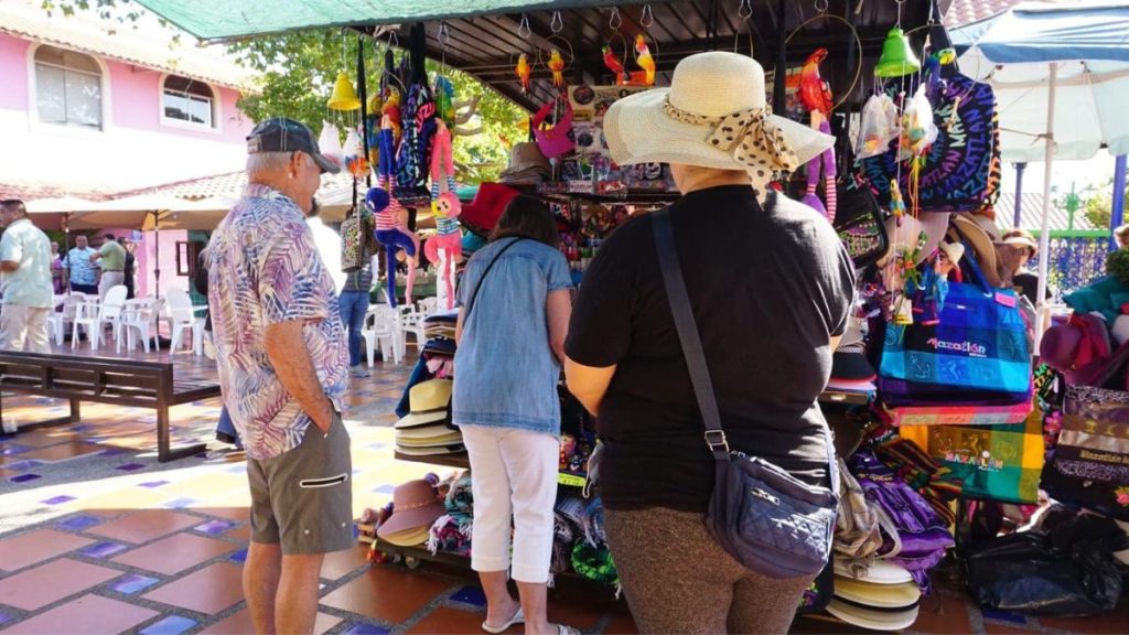 MAZATLÁN LLENO HOTELERO