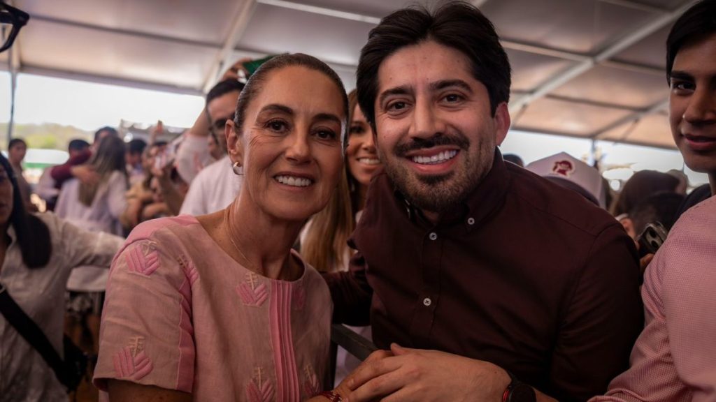 SOLICITA LICENCIA OMAR CAMPOS