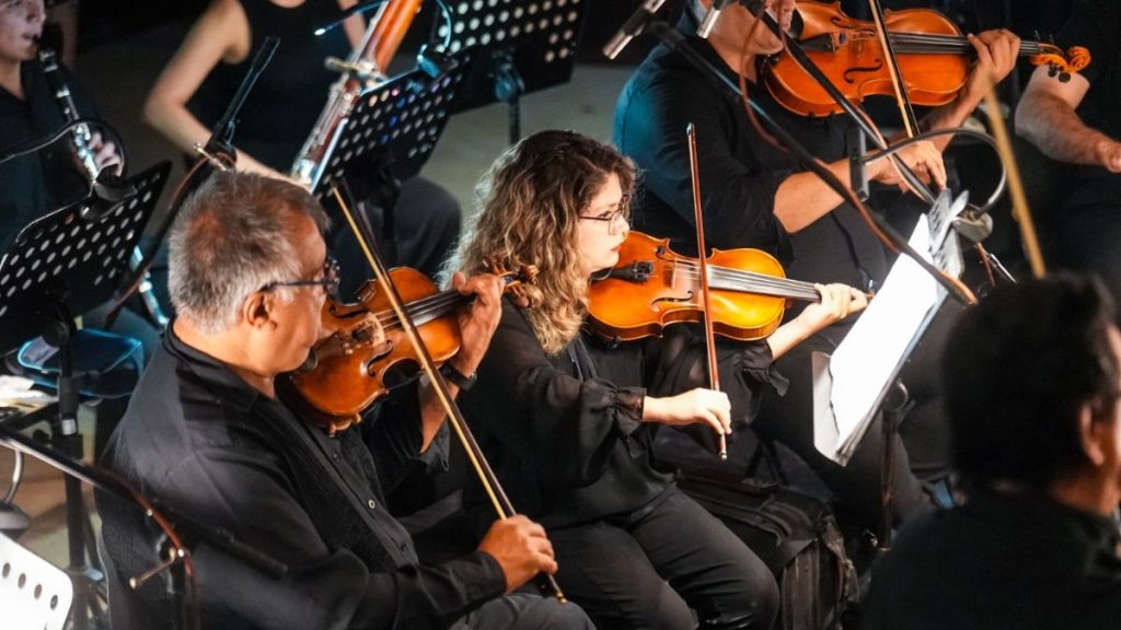 LA MUÑECA ENCANTADA ALUMNAS