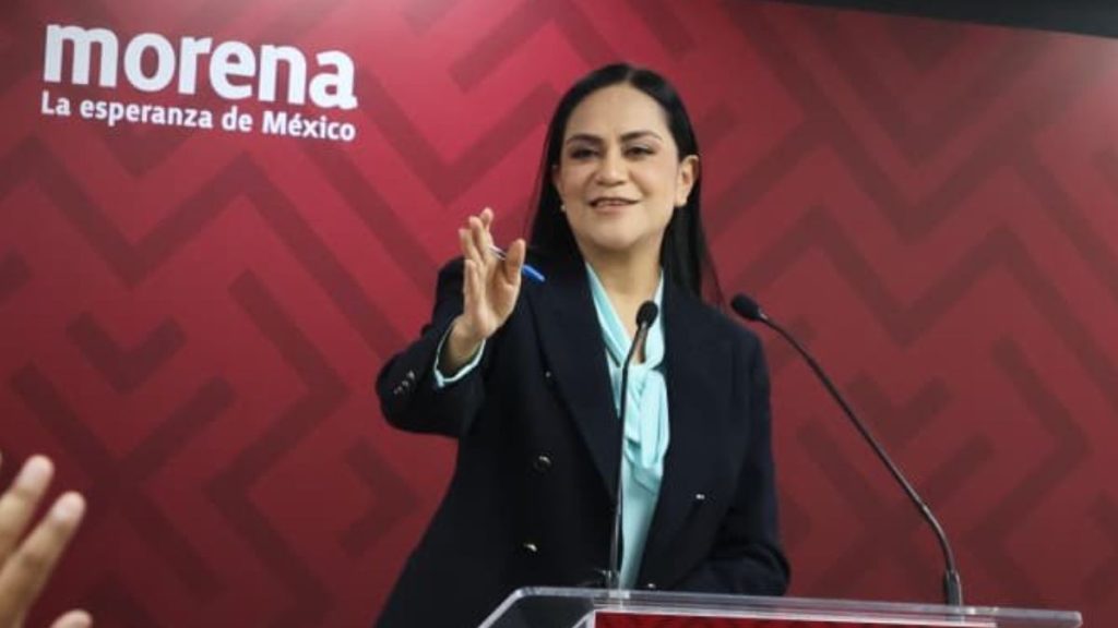 MARU CAMPOS RUBÉN ROCHA