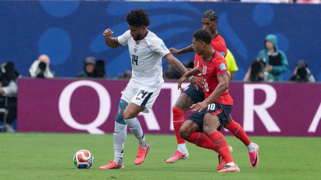 INGLATERRA DERROTA A PANAMÁ