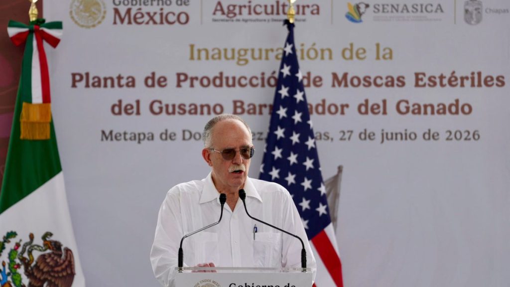 INAUGURAN PLANTA MOSCAS ESTÉRILES