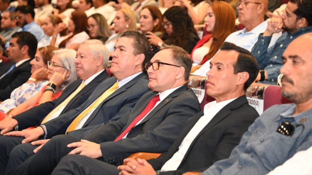 INVITADOS ESPECIALES INFORME UAS