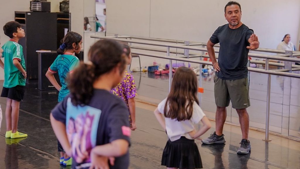 NIÑOS NIÑAS VERANO DANZA
